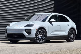2026 Porsche Macan Macan Electric's photo