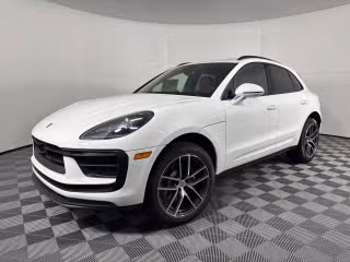 2026 Porsche Macan's photo