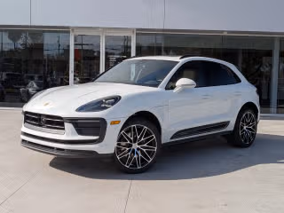 2026 Porsche Macan's photo
