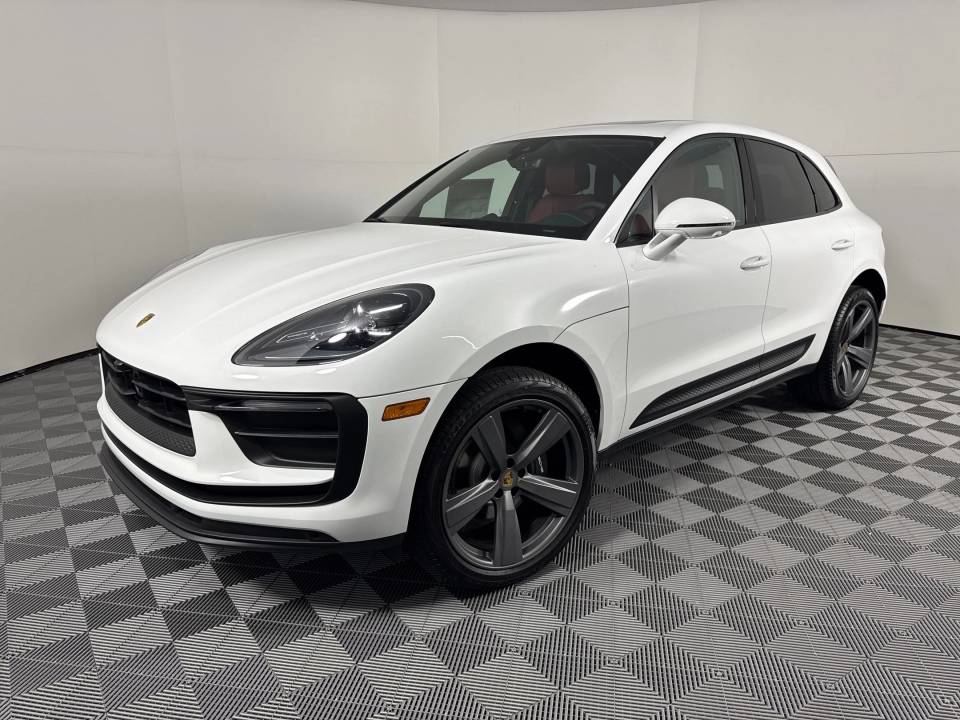 2026 Porsche Macan