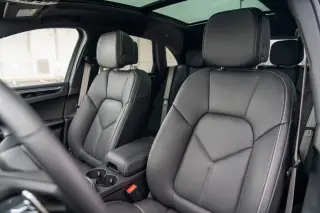 2026 Porsche Macan T - Photo 37