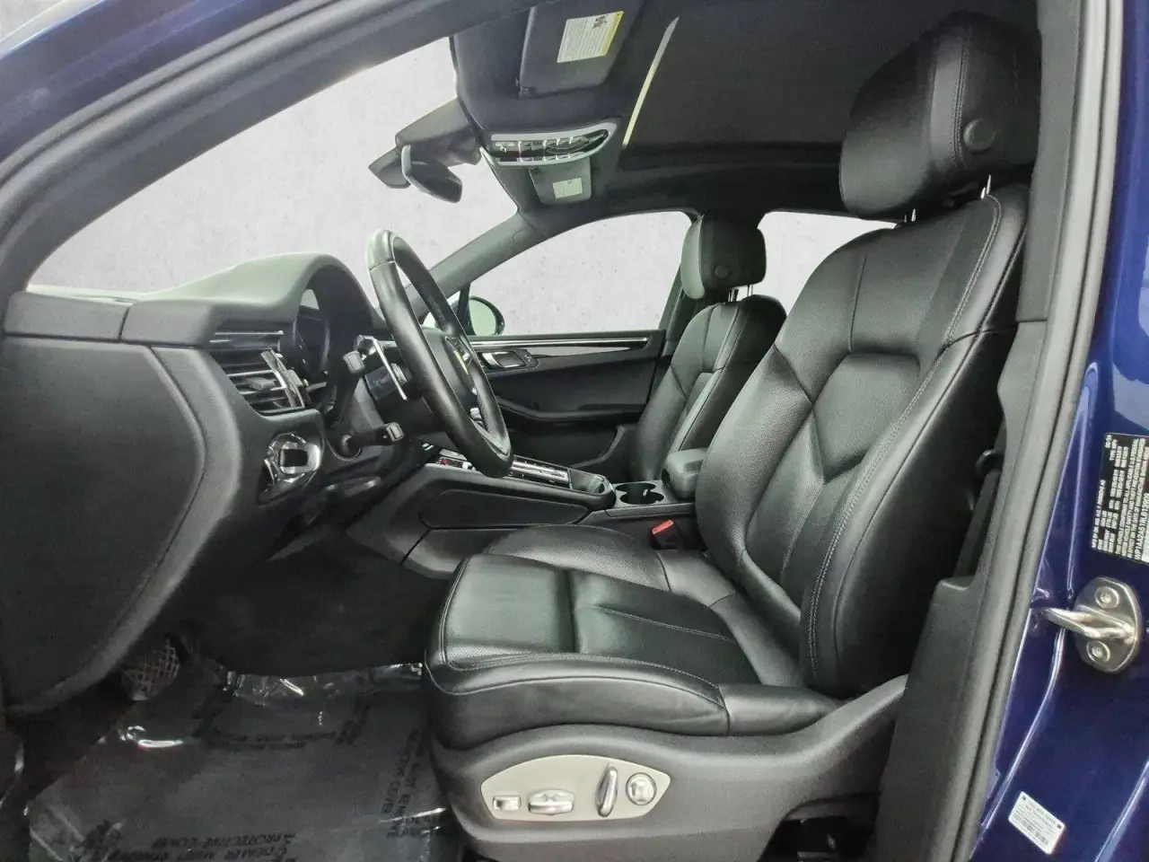 2024 Porsche Macan Base - Photo 40