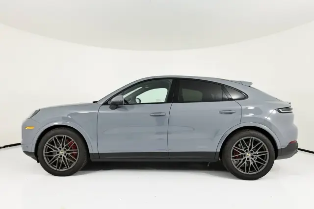 2026 Porsche Cayenne Coup S - Photo 14