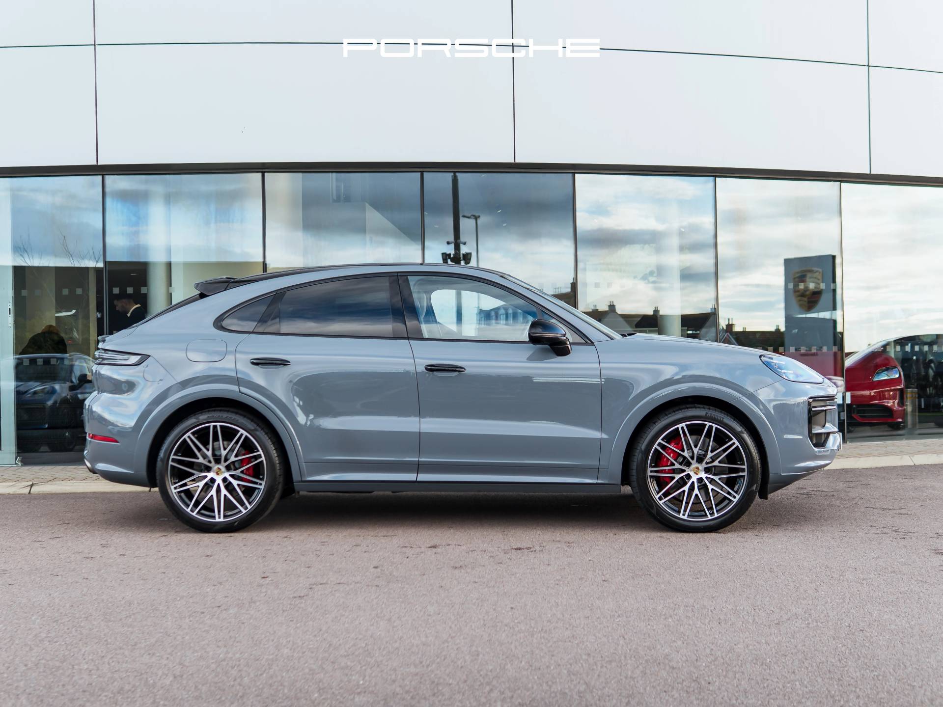 Cayenne S Coupé, photo 2 of 40
