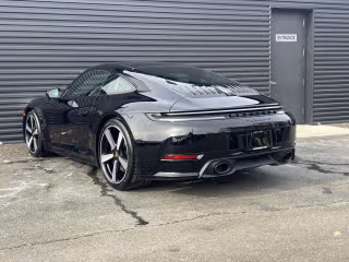 2026 Porsche 911 S - Photo 17