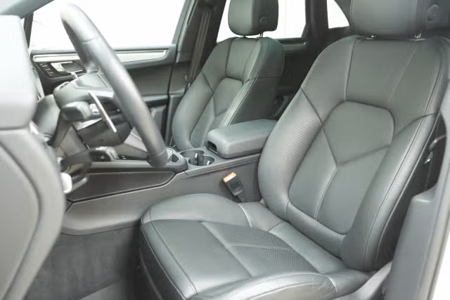 2026 Porsche Macan Base - Photo 34