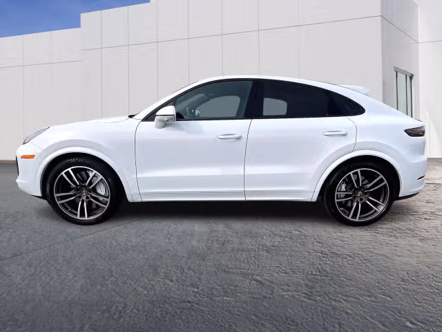 2023 Porsche Cayenne Coup Turbo - Photo 10