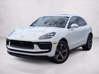 2025 Porsche Macan's photo
