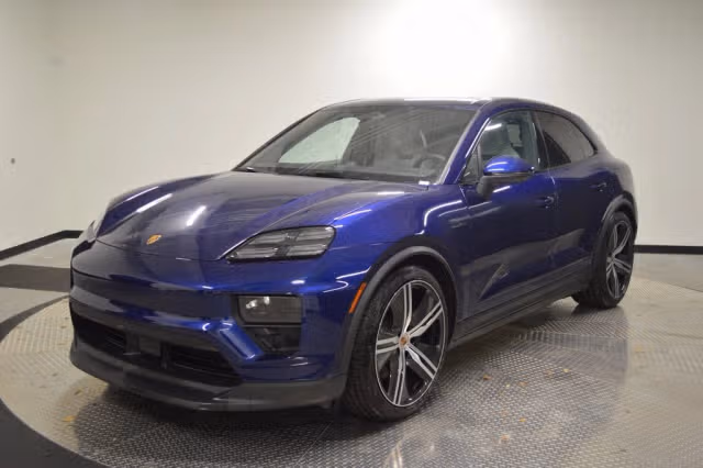 Used 2025 Porsche Macan S with VIN WP1AB2XA3SL153395 for sale in Charleston, SC