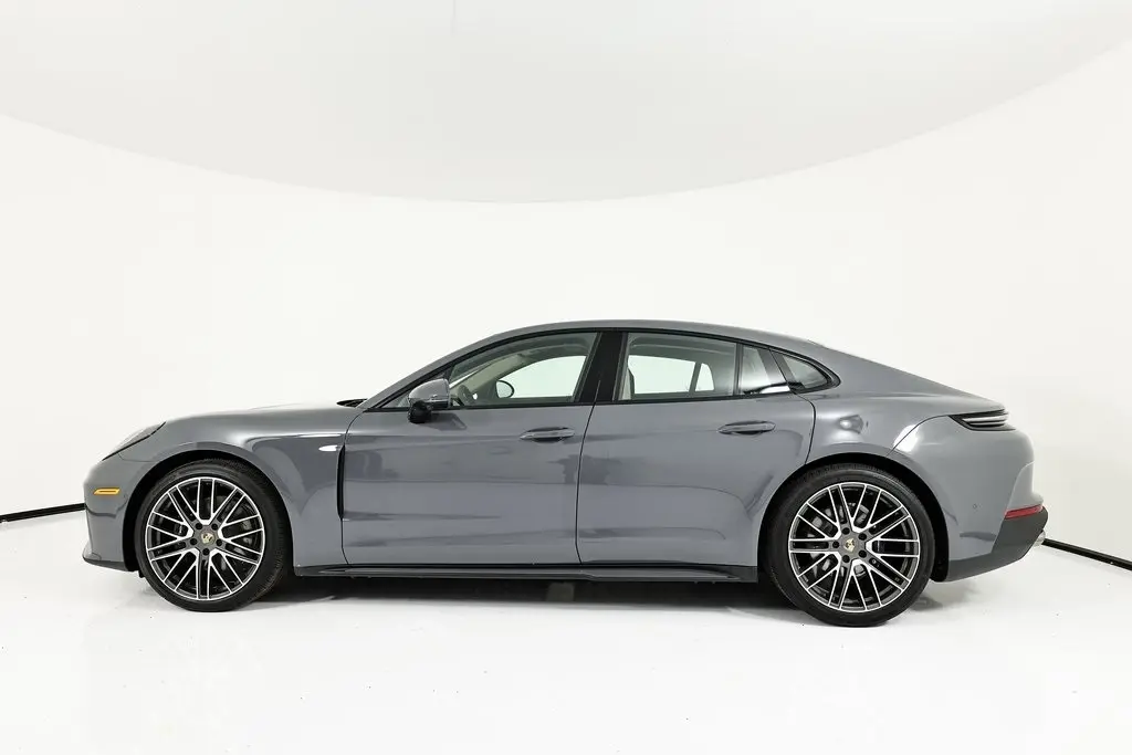 2026 Porsche Panamera Base - Photo 16