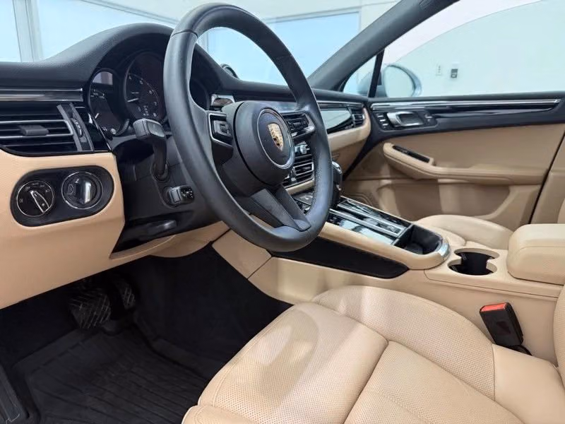2025 Porsche Macan Base - Photo 27