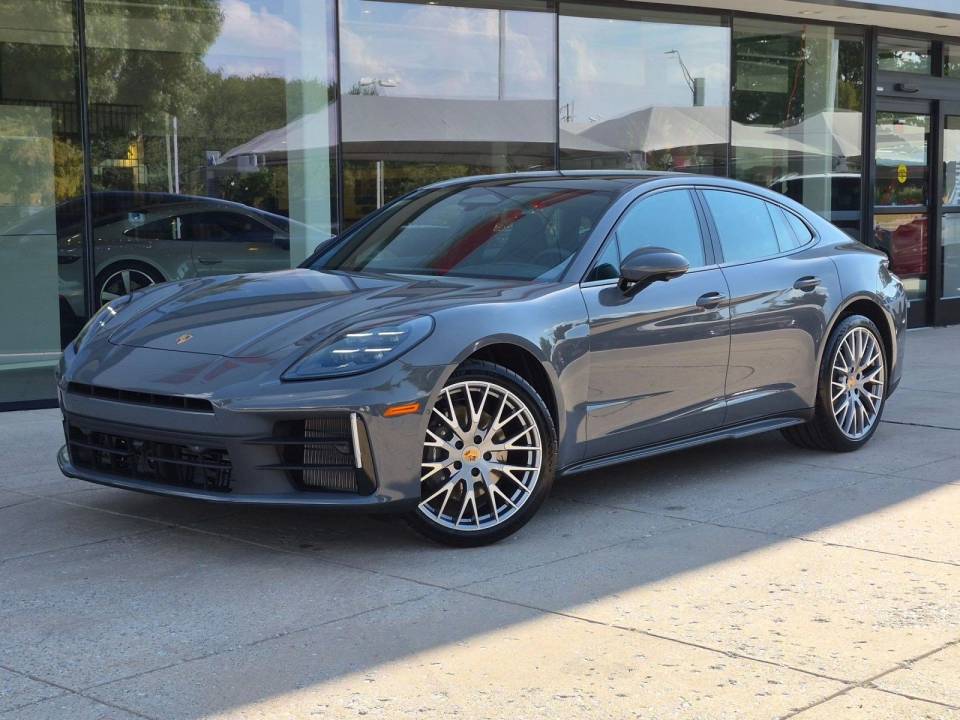 2026 Porsche Panamera