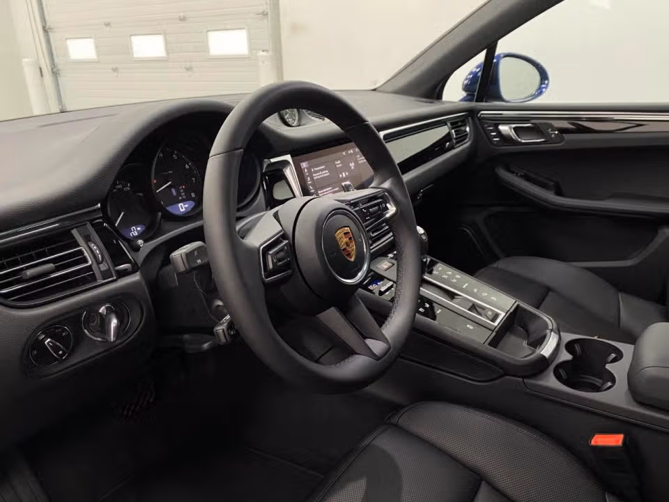 2026 Porsche Macan Base - Photo 27