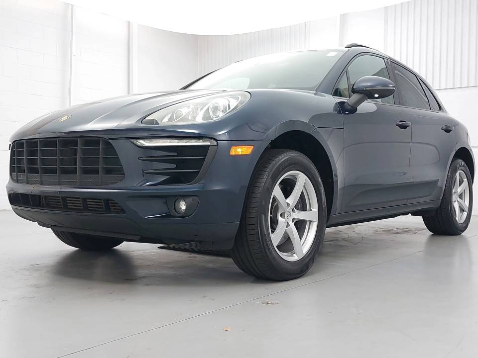 2017 Porsche Macan Base