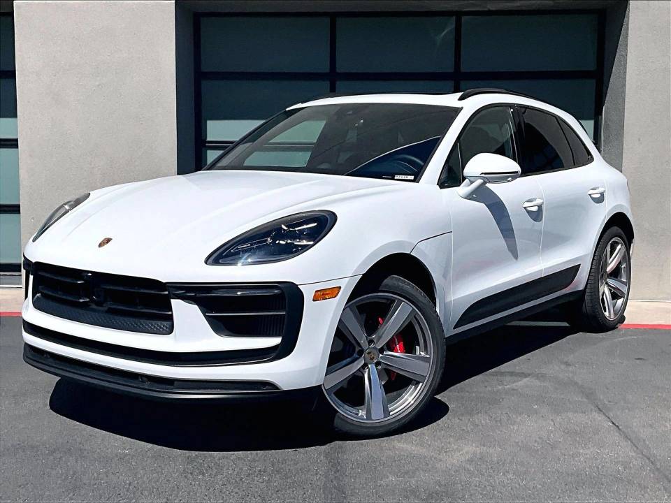 2026 Porsche Macan