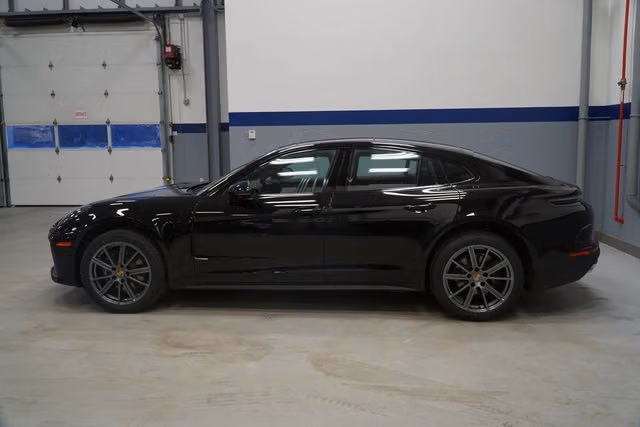 2026 Porsche Panamera Base - Photo 10