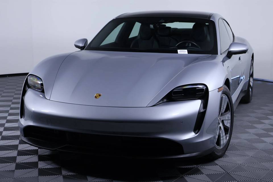 2022 Porsche Taycan Base