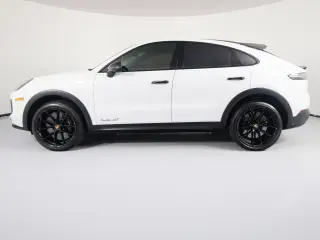 2023 Porsche Cayenne Coupe Turbo GT - Photo 13