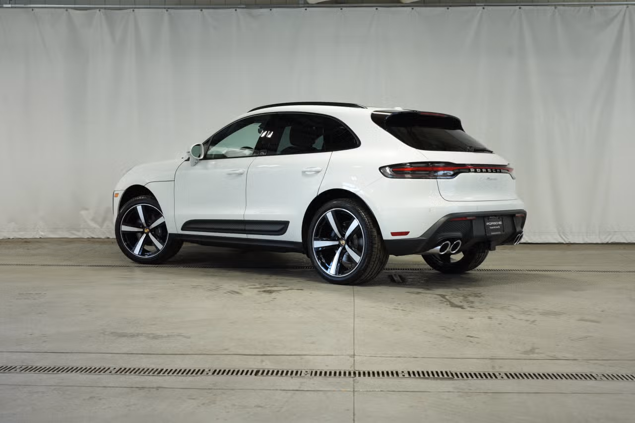 2026 Porsche Macan Base - Photo 20