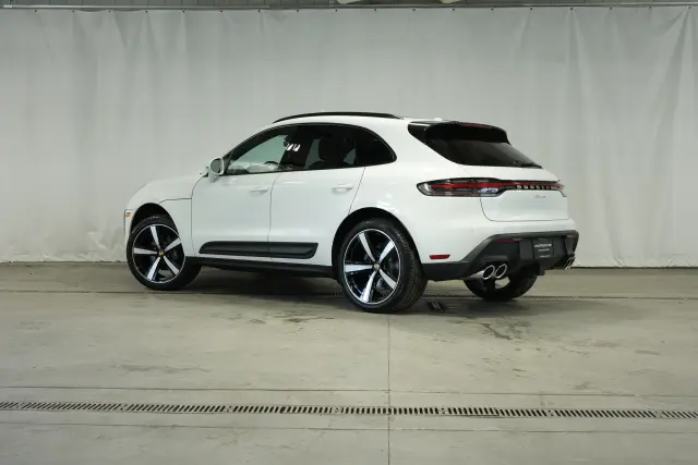2026 Porsche Macan Base - Photo 22