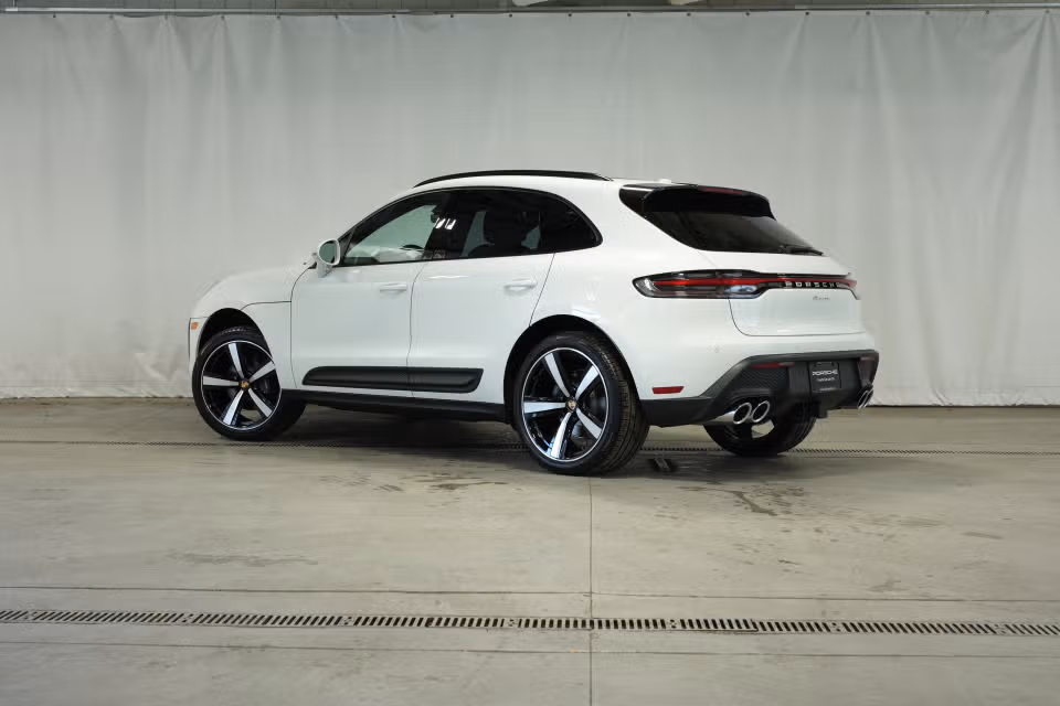 2026 Porsche Macan Base - Photo 19