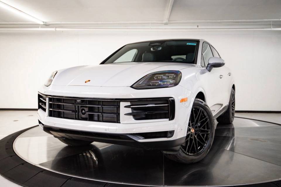 2026 Porsche Cayenne Coup Base