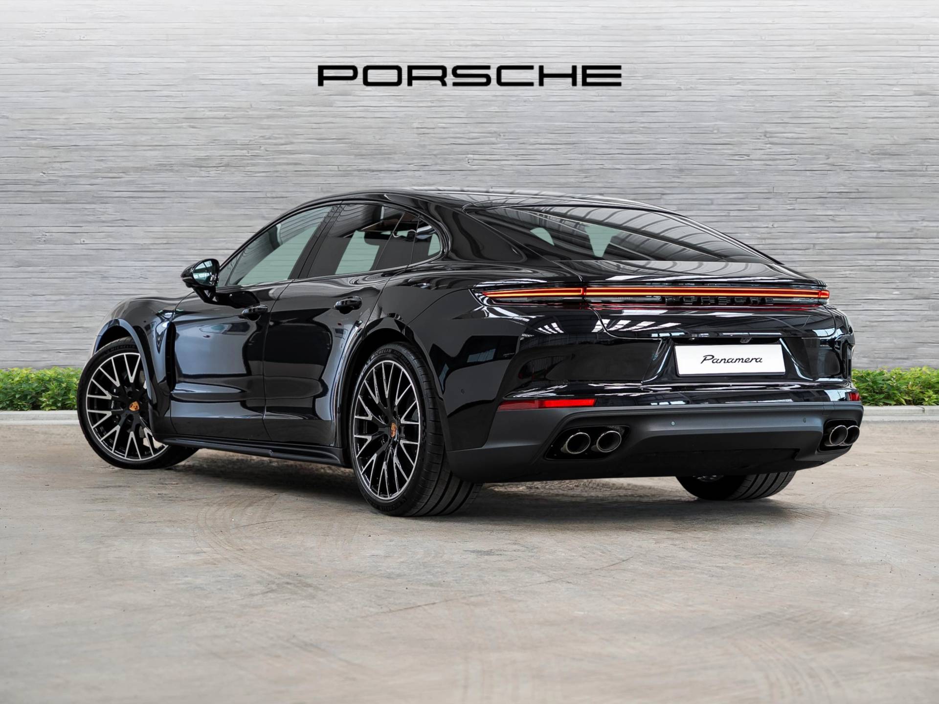 Panamera, photo 2 of 29