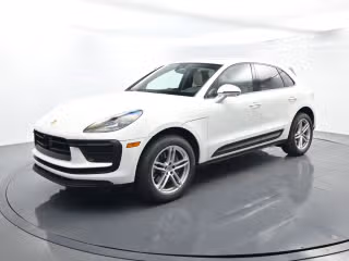 2023 Porsche Macan -'s photo