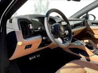 2026 Porsche Cayenne Coup E-Hybrid - Photo 29