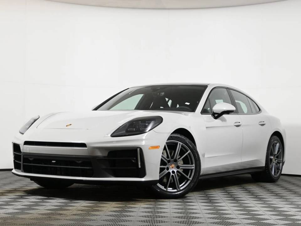 2026 Porsche Panamera