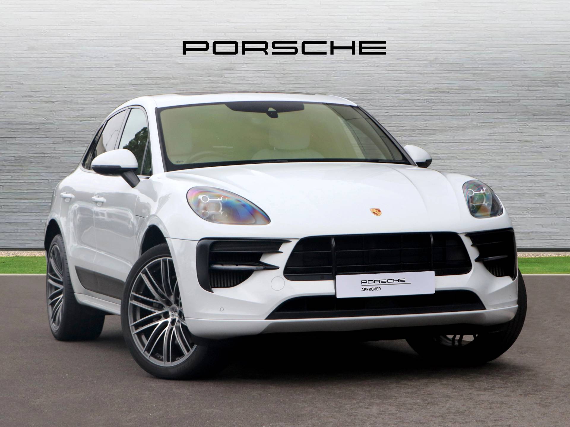 Macan S, photo 1 of 46