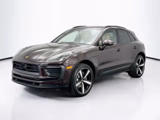 2026 Porsche Macan -'s photo
