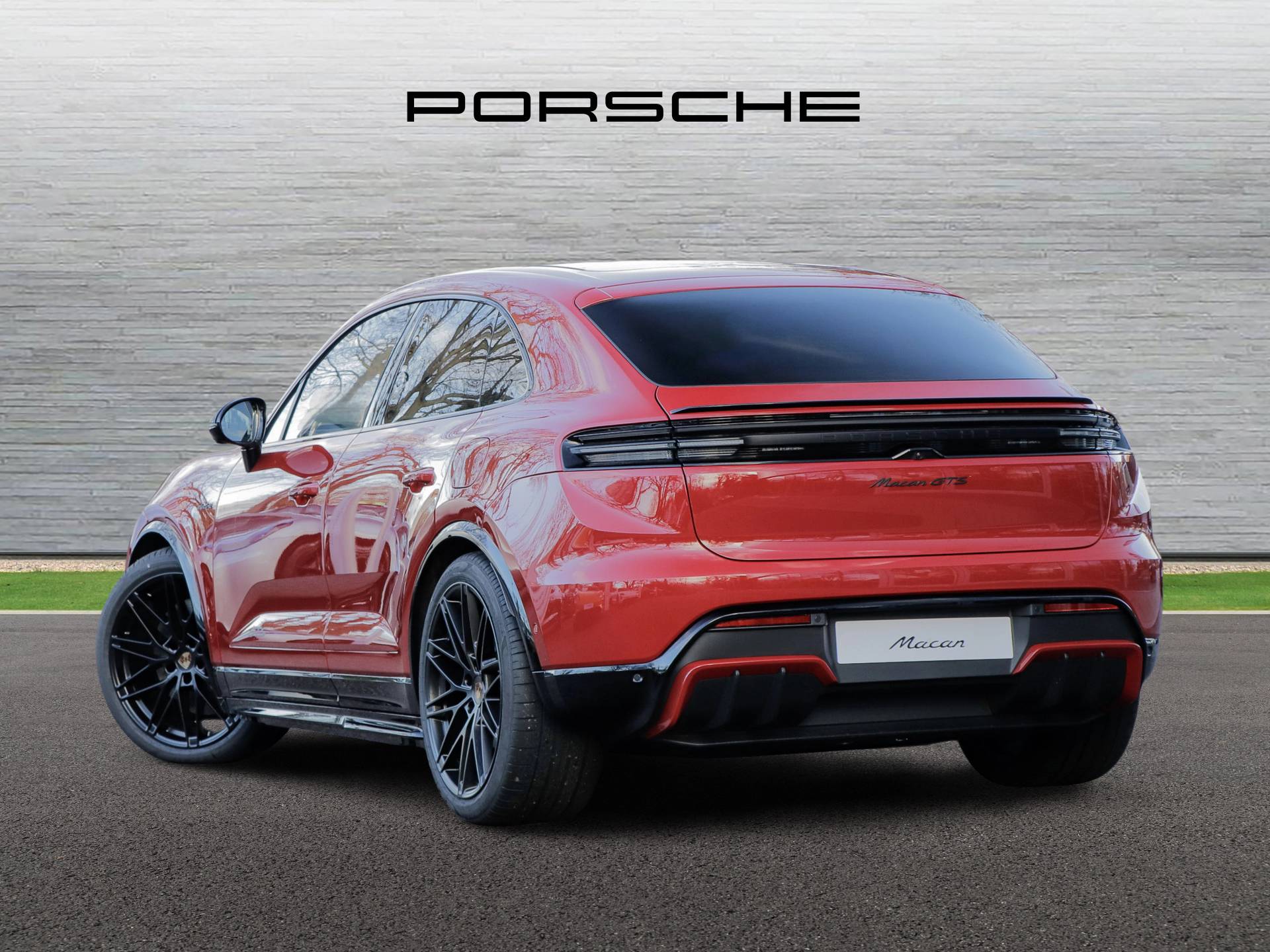 Macan GTS, photo 2 of 42