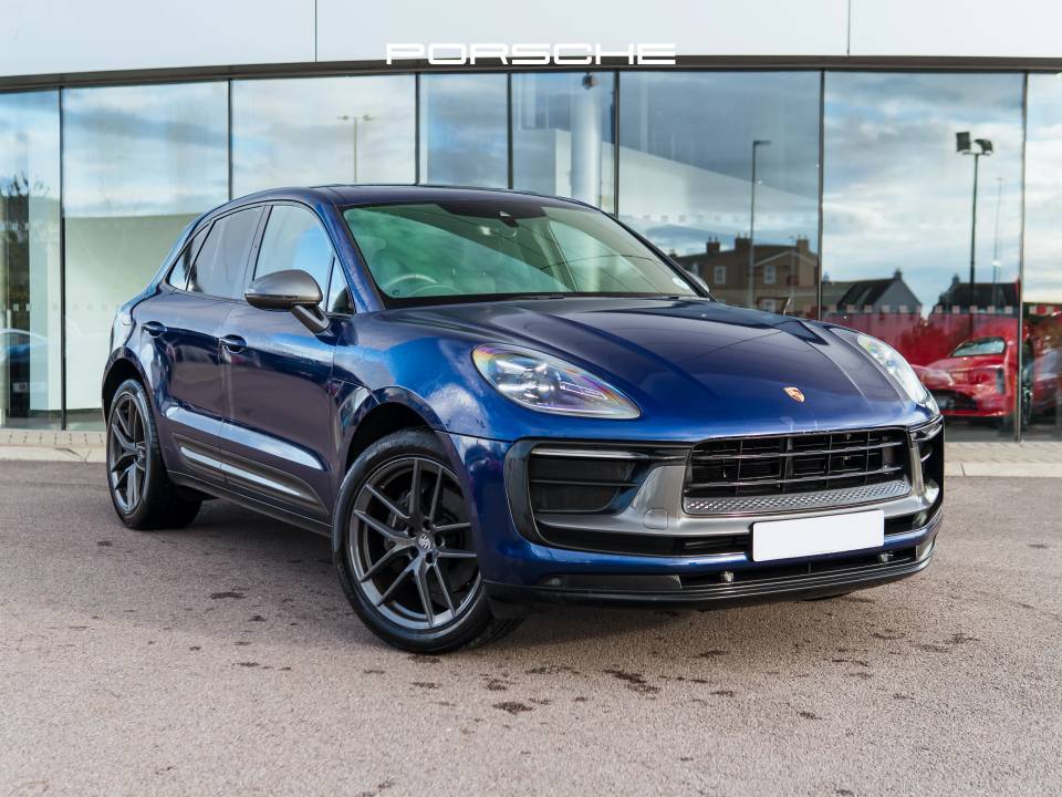2025 Porsche Macan