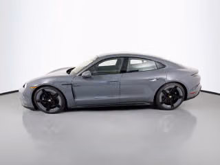 2026 Porsche Taycan GTS - Photo 9