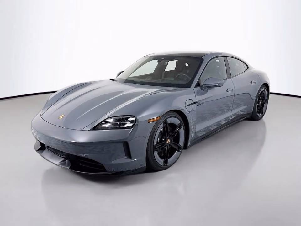 2026 Porsche Taycan GTS - Photo 3