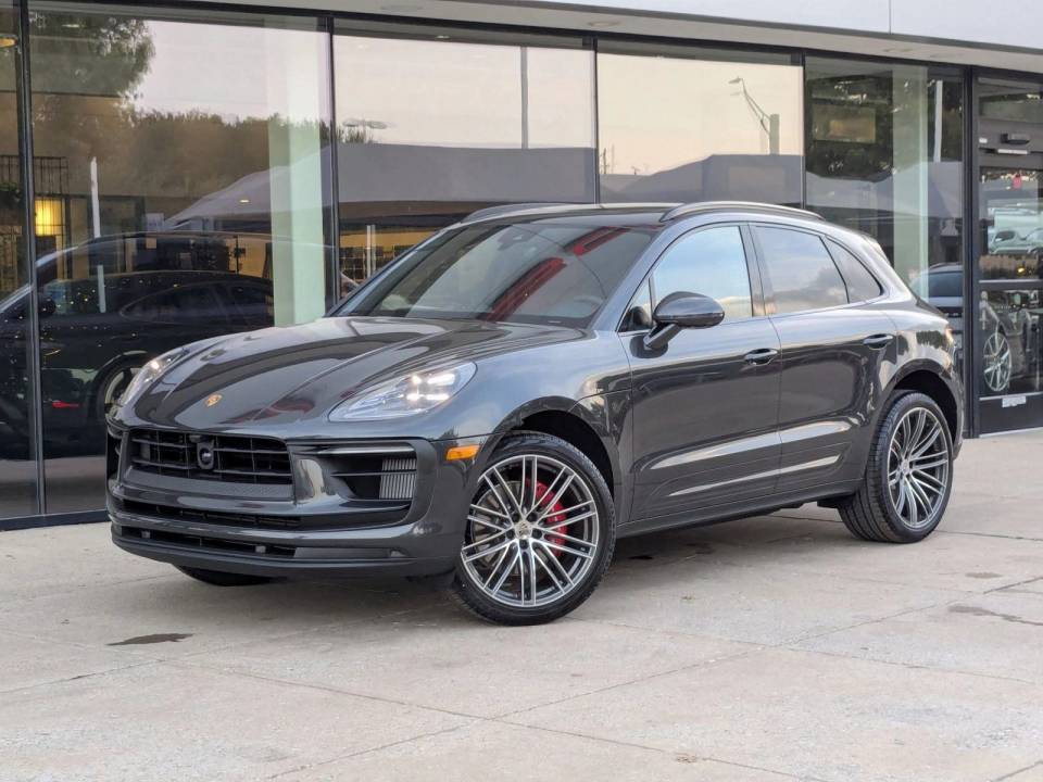 2026 Porsche Macan