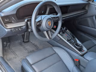 2025 Porsche 911 S - Photo 25