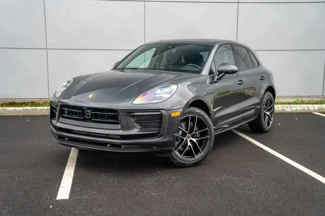 2026 Porsche Macan T - Photo 6