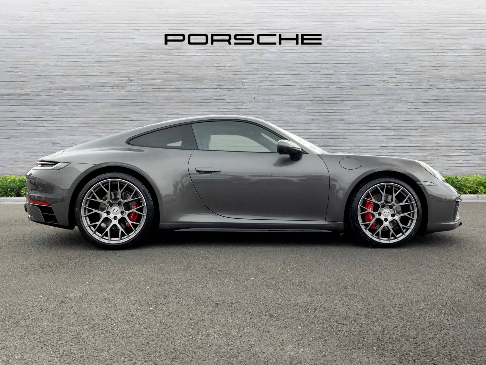 911 Carrera S, photo 2 of 70