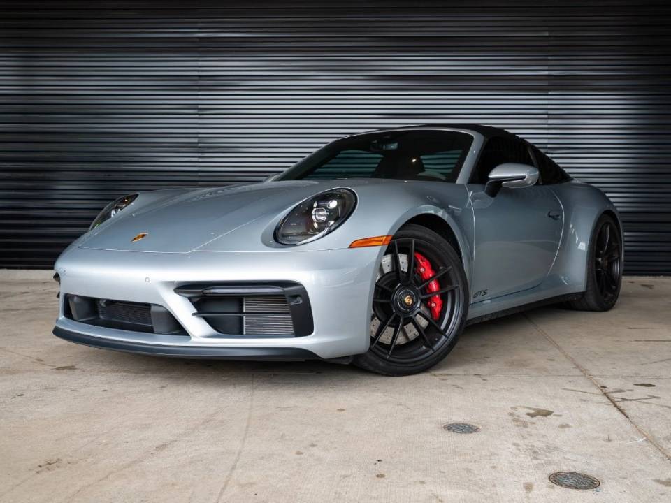 2022 Porsche 911 GTS