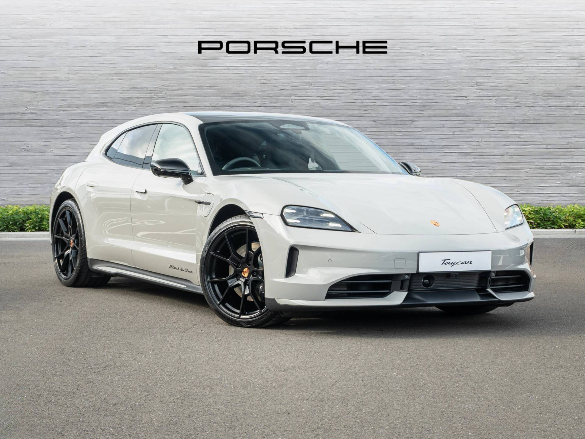 Taycan Sport Turismo, photo 1 of 50