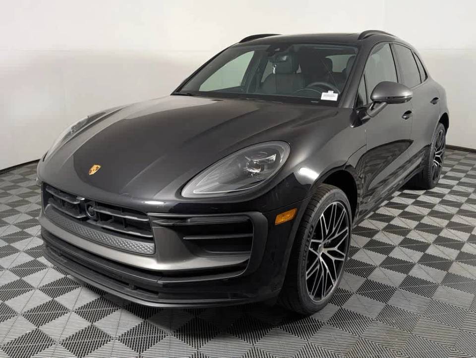 2026 Porsche Macan