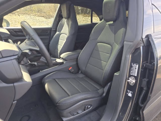 2026 Porsche Macan Base - Photo 34