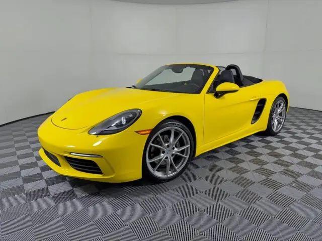 2025 Porsche 718 6