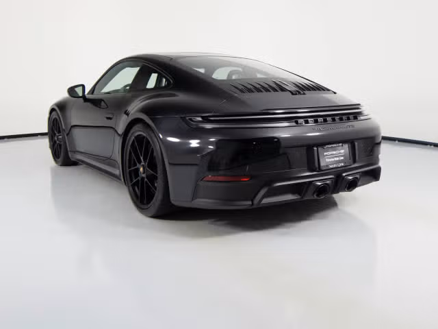 2025 Porsche 911 GTS - Photo 18