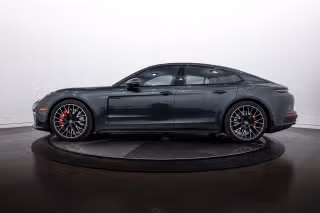 2026 Porsche Panamera Turbo E-Hybrid - Photo 9