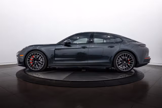 2026 Porsche Panamera Turbo E-Hybrid - Photo 10