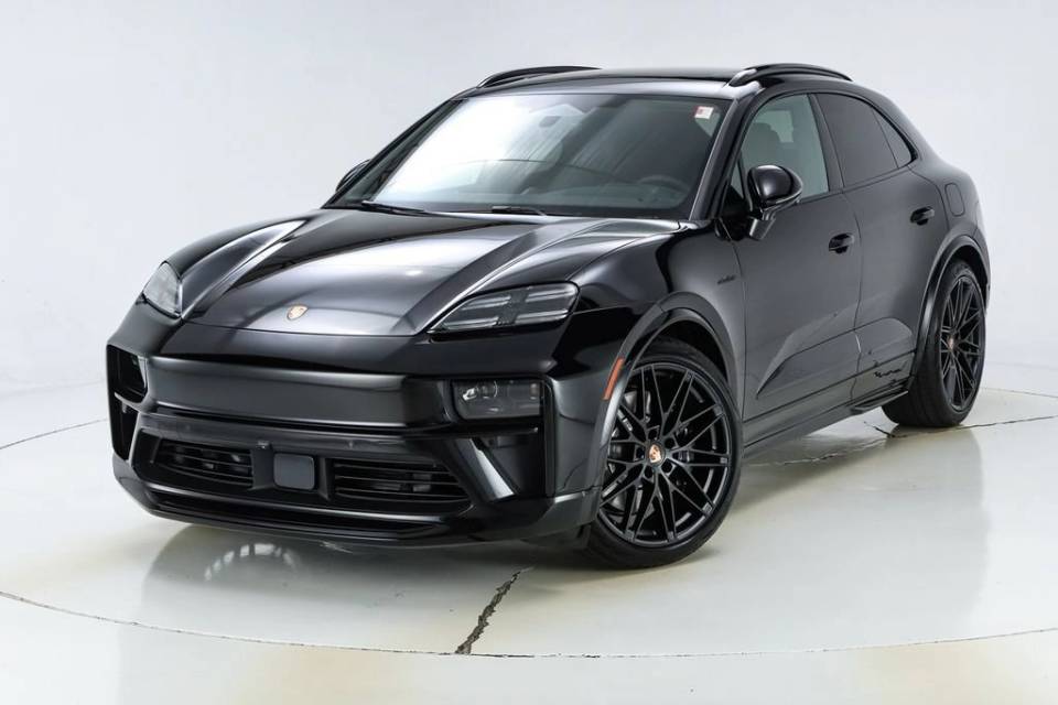 2026 Porsche Macan GTS Electric