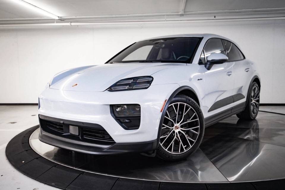 2024 Porsche Macan